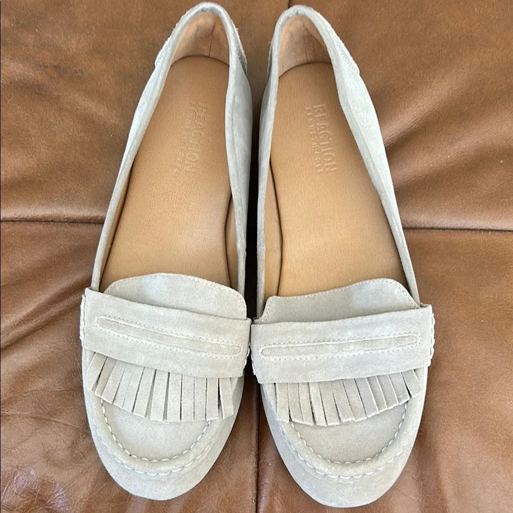 Women's Cream Loafers - Picture 1 of 1